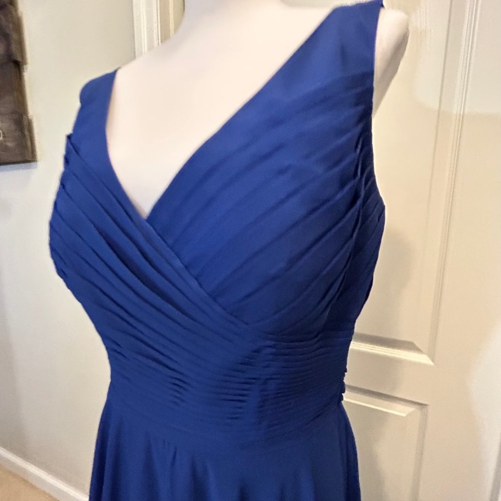 Elegant Royal Blue A-Line/Princess Chiffon, V-neck Size 16